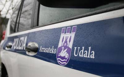 Erne sindikatua: "Baldintzak betetzen ez dituen udaltzain bat kontratatu du Udalak"