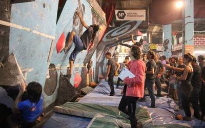 177 eskalatzailek parte hartu dute Euskal Presoak Euskal Harrietara Boulder Txapelketan
