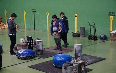 Irudietan: Euskadiko Kintopeko Harri-Jasotzaile Txapelketa
