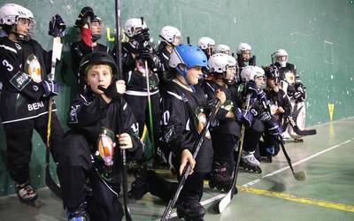 Marras hockey taldeak euskal ligan debutatuko du zapatuan