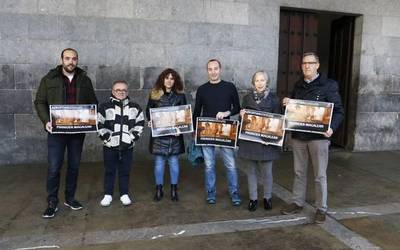 "Hegoaldeko eta iparraldeko dantzak eta musika taularatuko ditugu 'Pirinioen magalean' ikuskizunean"