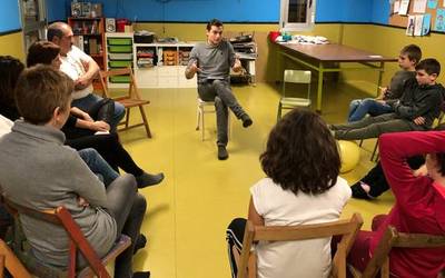 Julen Sanchez: "17 urterekin hasi nintzen dirua jokatzen"
