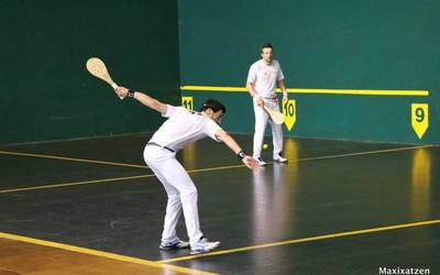 Urtzi Lopetegik eta Iker Epeldek ez dute lortu Gipuzkoako Gomazko Paleta Txapelketaren finalerako txartelik
