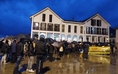 Hydron soldata arrakala murrizteko protestak segida izanen du