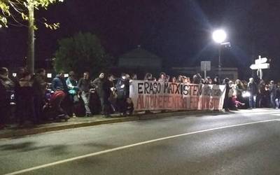 Eraso matxisten aitzinean autodefentsa feminista aldarrikatu dute Beran