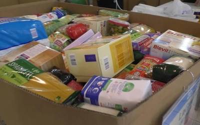 Larunbat honetan pertsona errefuxiatuen aldeko janari  bilketa egingo da Beasaingo plaza azpian
