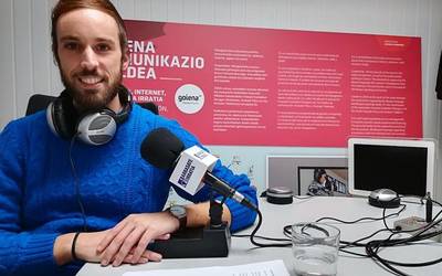 Aitor Agiriano (Kantari): "Joan eztarria berotzen eta gerria astintzen, badator zazpigarren Kantari"
