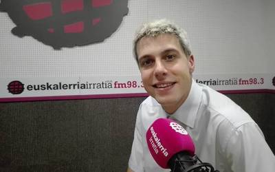 Pello Reparaz: "Ezberdin sentitzen direnen kolektiboa da Zetak"