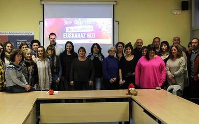 Euskara sustatzearen aldeko konpromisoa berretsi du Amankomunazgoak