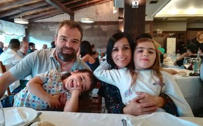 "Seme-alabei beti esaten diet euskaraz berba egiteko, euren ama hizkuntza euskara izatea gura dudalako"