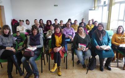 Zurrumurruen kontrako material berria