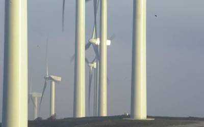 Labrazan eta Iturrietako Mendietan berpiztu nahi dute EAEko plan eolikoa