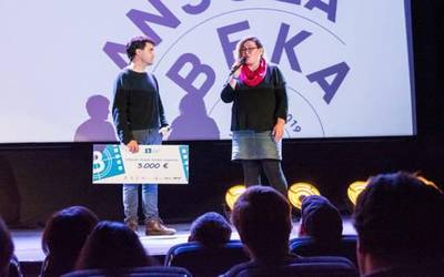Benito Ansola Saria jaso du Oier Fuentesen 'Emisio etena' proiektuak