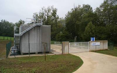 Urdazubik herriguneari eta Hiribere zein Leorlas auzoei zerbitzua emateko araztegia inauguratu du