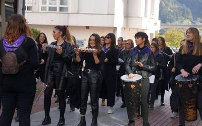 Irudietan: Festa eta giro ederra nagusi San Nikolas egunean