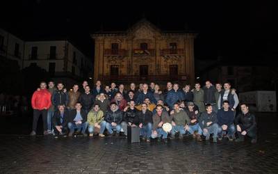 Ia 600 euro batu dira Oñati Movember egitasmoaren barruan