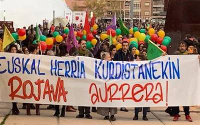 [BIDEOA] Turkia Kurdistango Rojava eskualdean egiten ari den “eraso faxistak” salatu dituzte Durangon