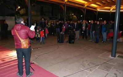 Burdin barrak pentagrama bihurtzeko