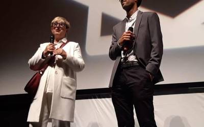 Kulturgileen "esker ona" adierazteko sariak
