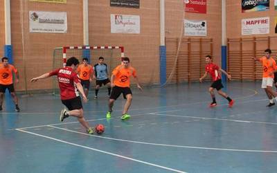 Larunbat honetan hasiko da Doneztebeko Eguberrietako Areto Futbol Txapelketa