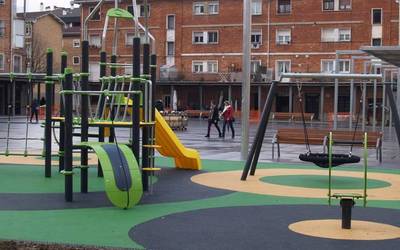 Zumalakarregi plaza herritarren eskura