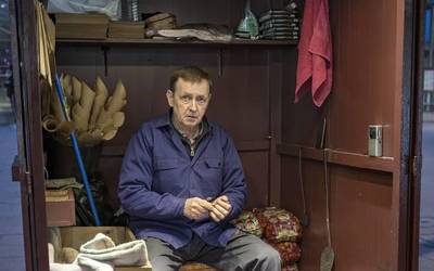 "Euria egonda ere, ezin hutsik egin egunero etortzen direnei"
