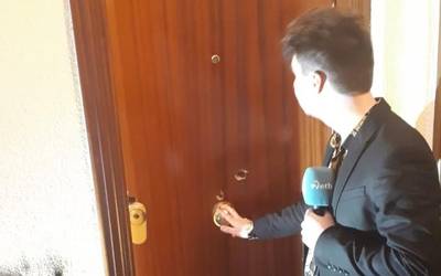 Gizonezko bat atxilotu zuen atzo Ertzaintzak bere bizilagun baten atean tiro egiteagatik eskopetarekin