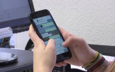 Whatsappak erabilgarri izateari utziko dio mugikor batzuetan