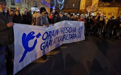 Bilboko manifestaziora joateko autobusen txartelak salgai