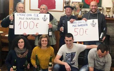 Arrakasta handia izan du Goizuetako Umore Ona elkarteak antolatutako mus txapelketak