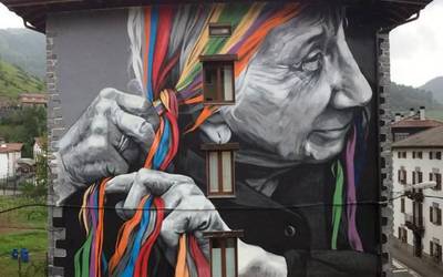 Munduko ehun mural onenen zerrendan sartu dute Leitzako Atekabeltzekoa