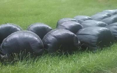 Baserri inguruetan sortutako plastikoa batzeko egutegia zehaztu dute