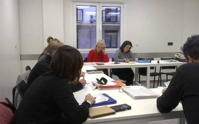 B2 mailara arteko ikasketak doakoak izango dira Gipuzkoako euskaltegietan