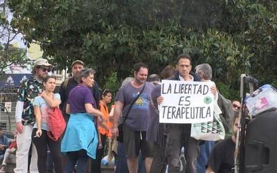 Azkuna Zentroak Maria Ruidoren filma eta Edredon talderaren musikea dakarz