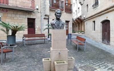 Maria Maestraren jaiotzaren urteurrena da gaur