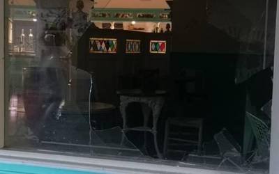 Lapurretan sartu dira gaur goizaldean Abadiñoko taberna batean