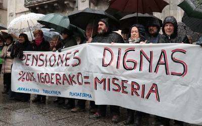 Aldarrikapenak adostuta, kalera irteteko dei egin du Agijupens-ek