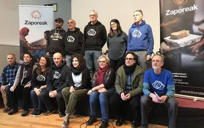 Lesboseko errefuxiatuekin elkartasun jaialdia Zentralen
