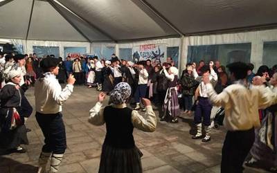 Sansaastinetarako hiru egun gordeta