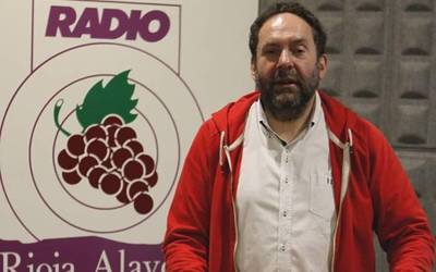 "Ezin dugu albistearen zain egon; albisteak sortu behar ditugu"