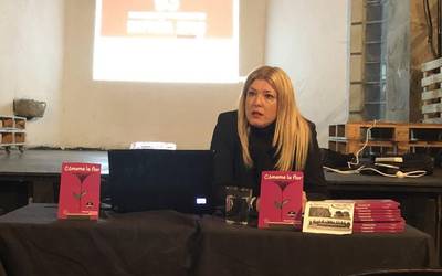 Ainara G. Goitiandia: "Berdin dio sistemak, gobernuaren koloreak, erlijioak... Matxismoa denean dago"
