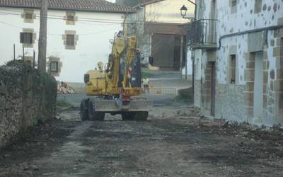 Hasi dira sareak berritzeko lanak
