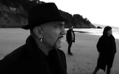 Luis Vil & La Brigada Político Social taldeak bideoklip berria argitaratu du