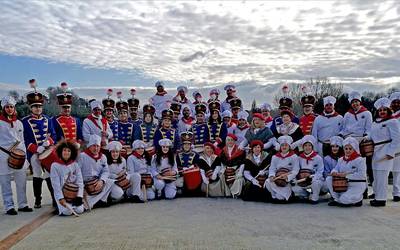 Donostiako danborradan hartu dute parte Atabal taldeko hainbat kidek