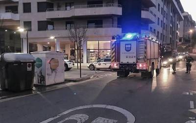 Azken bi asteotan hainbat edukiontzik su hartu dute Zumaian