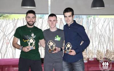 Manex Larrañagak 23 urtez azpiko hirugarren duatleta onenaren izendapena jaso du