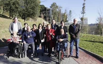 Aiboako metro-geltokia eta Neguri-Algortako goiko aldea lotzen dituzten igogailuak inauguratu dituzte