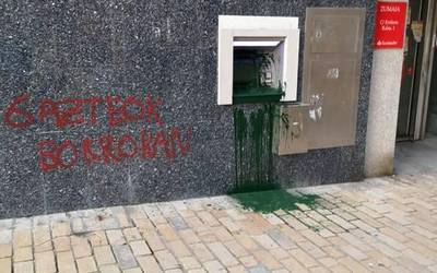 Atzoko greba eguneko kronika osatze aldera
