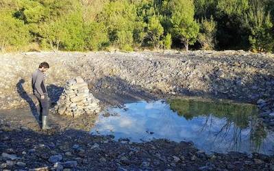 Hezegunea sortzeko lan saioa egin dute gaur Joxe Mari Korta industrialdean