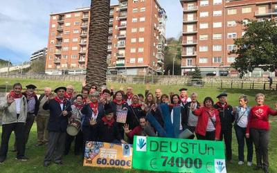 Tripontziaren sariak banatu dituzte asteburuan Deustuko Udaltegian